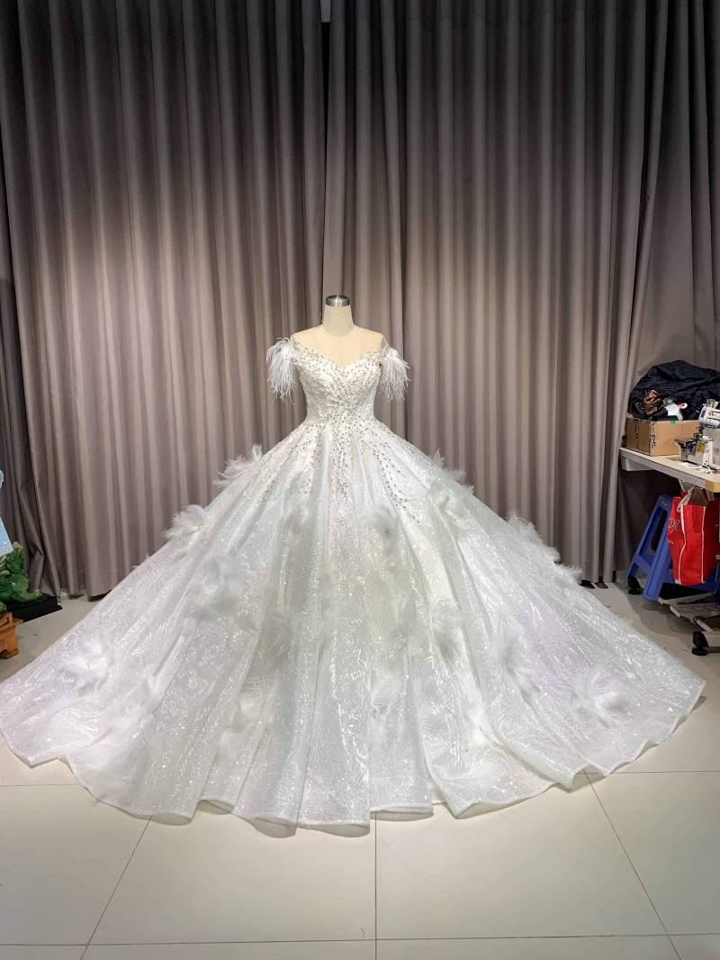 Weißes Hochzeitskleid, Weißes Glitzerkleid - Brautkleid, Moderne Abendgarderobe, Funkelndes Ballkleid, Maßgefertigt Weißes Hochzeitskleid, Weißes Glitzerkleid - Brautkleid, Moderne Abendgarderobe, Funkelndes Ballkleid, Maßgefertigt von MollyNguyenDesign2