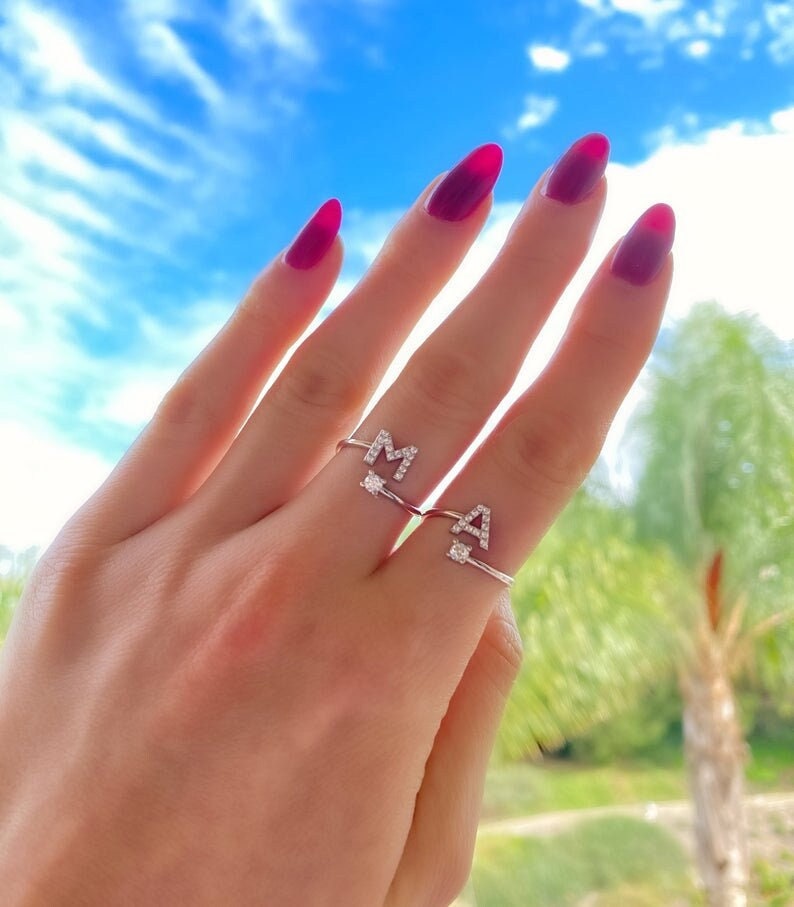 14K Gold Alphabet Ring Offener Diamant Wickelring Für Frauen Natürlicher Sie Stapelbarer Braut Buchstaben von MoltaBellaJewels