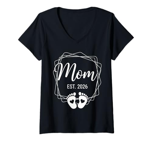 Damen Loading Mom Est 2026 for Mom Schwangerschaft Ankündigung 2026 T-Shirt mit V-Ausschnitt Damen Loading Mom Est 2026 for Mom Schwangerschaft Ankündigung 2026 T-Shirt mit V-Ausschnitt von Mom Dad established Matching Outfit 2026