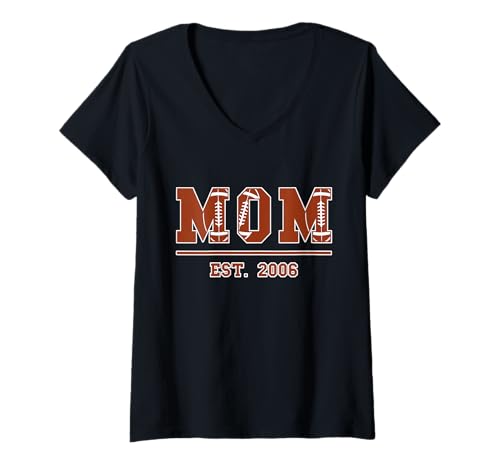 Damen Rugby Mama Est 2006 Muttertag Mutter Geburtstag Vintage T-Shirt mit V-Ausschnitt von Mom Est. 2006 Football Rugby Mother's Day Sports
