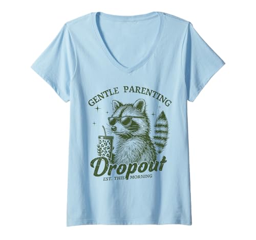 Damen Lustiger Waschbär Muttertag Mama Retro Gentle Parenting Mom T-Shirt mit V-Ausschnitt von Mom Tees NYC
