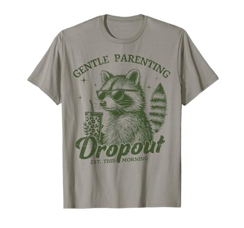 Lustiger Waschbär Muttertag Mama Retro Gentle Parenting Mom T-Shirt Lustiger Waschbär Muttertag Mama Retro Gentle Parenting Mom T-Shirt von Mom Tees NYC