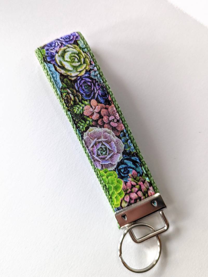 Schlüsselanhänger Sukkulente in Mini von MomNMiaDesigns