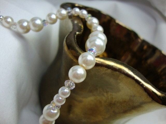 Geliebte Perle Und Kristall Armband Geliebte Perle Und Kristall Armband von MommaGoddess