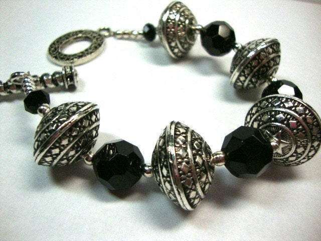 Silber Und Schwarz Fett Armband Silber Und Schwarz Fett Armband von MommaGoddess