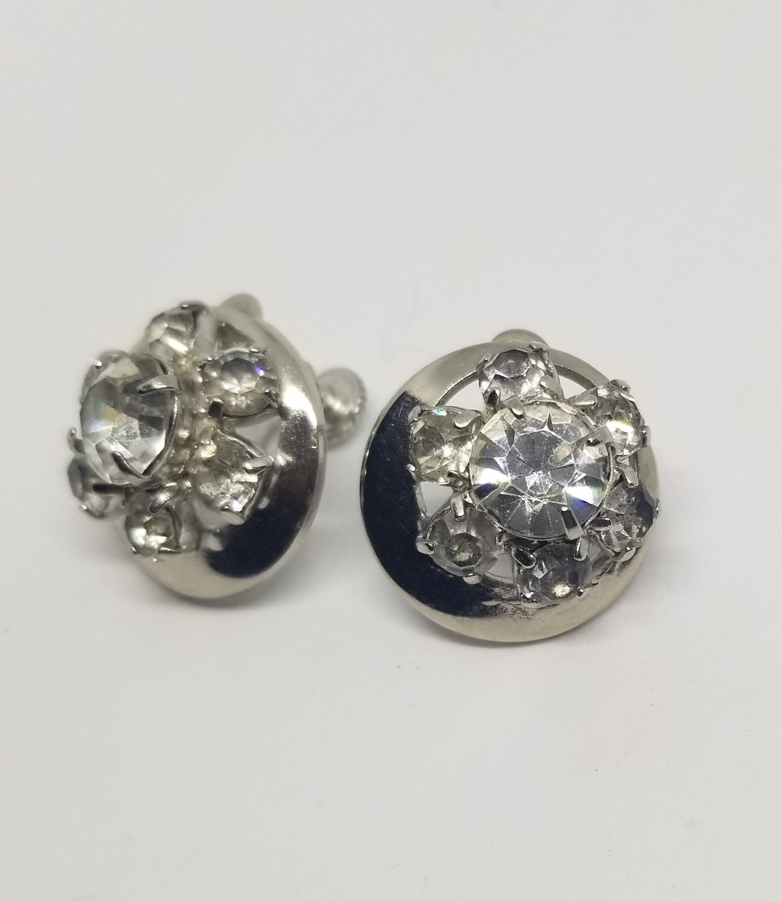 Runde Strass Schraube Wieder Ohrringe Vintage Runde Strass Schraube Wieder Ohrringe Vintage von MommaKosmos