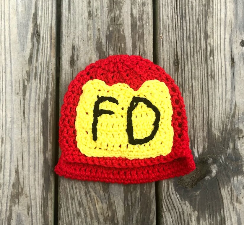 Gehäkelte Feuerwehr-Mütze von MommyAndMeCrochet18