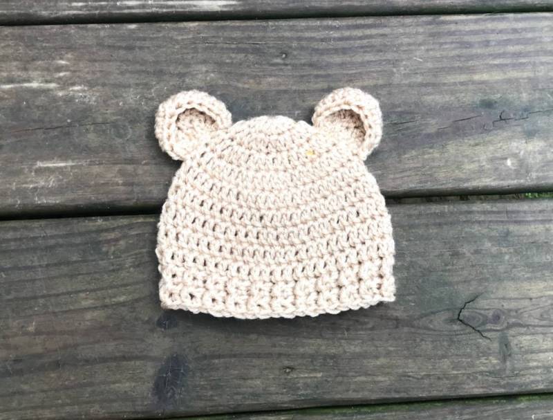 Neugeborene Baby Bär Tan Beanie Mütze Gehäkelt von MommyAndMeCrochet18