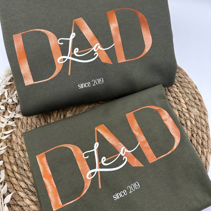 Personalisiertes Herren Shirt I Dad Opa Papashirt Papa T-Shirt T Mit Kindernamen Vatertagsgeschenk von MomsCrew