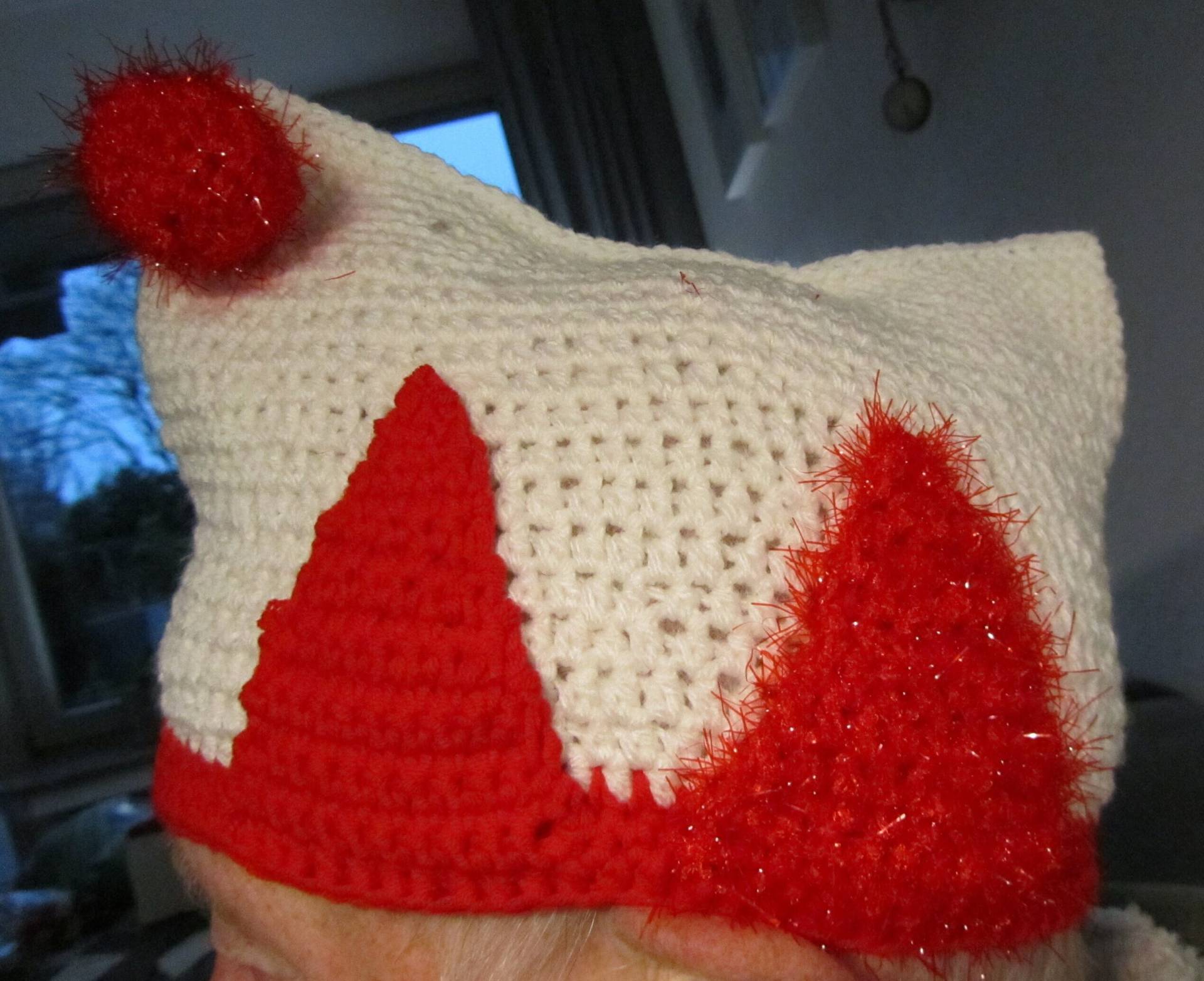 Handgehäkelte Narrenkappe/Schiffchen Karnevalskappe Karnevalsschiffchen Karnevalsmütze Handgehäkelte Narrenkappe/Schiffchen Karnevalskappe Karnevalsschiffchen Karnevalsmütze von MonDoCrafts