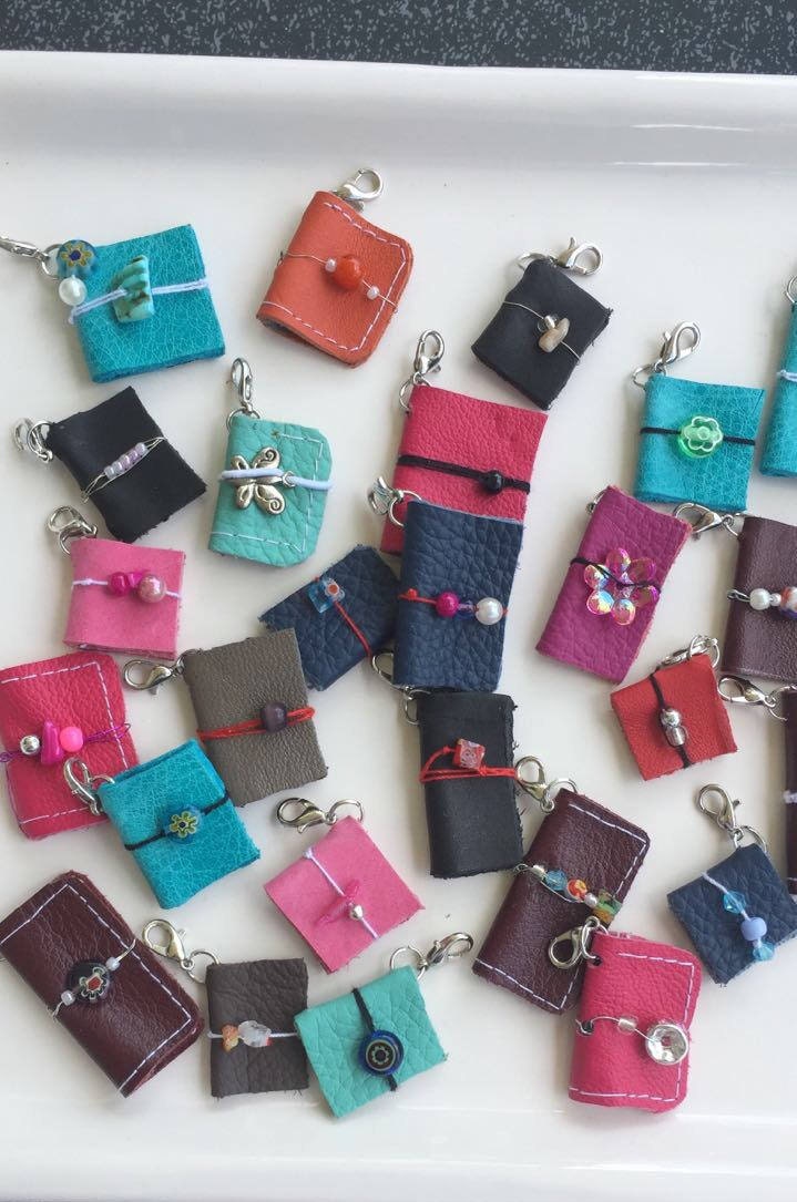 Minidori Charm Anhänger Für Traveller Notebooks Fauxdoris von MonDoCrafts