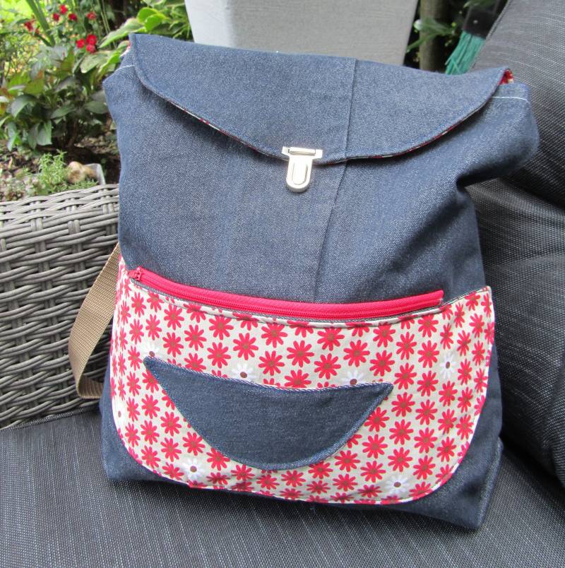 Rucksack - -Jeans Upcycling 3 in 1/Rucksack-Tasche-Schultertasche von MonDoCrafts