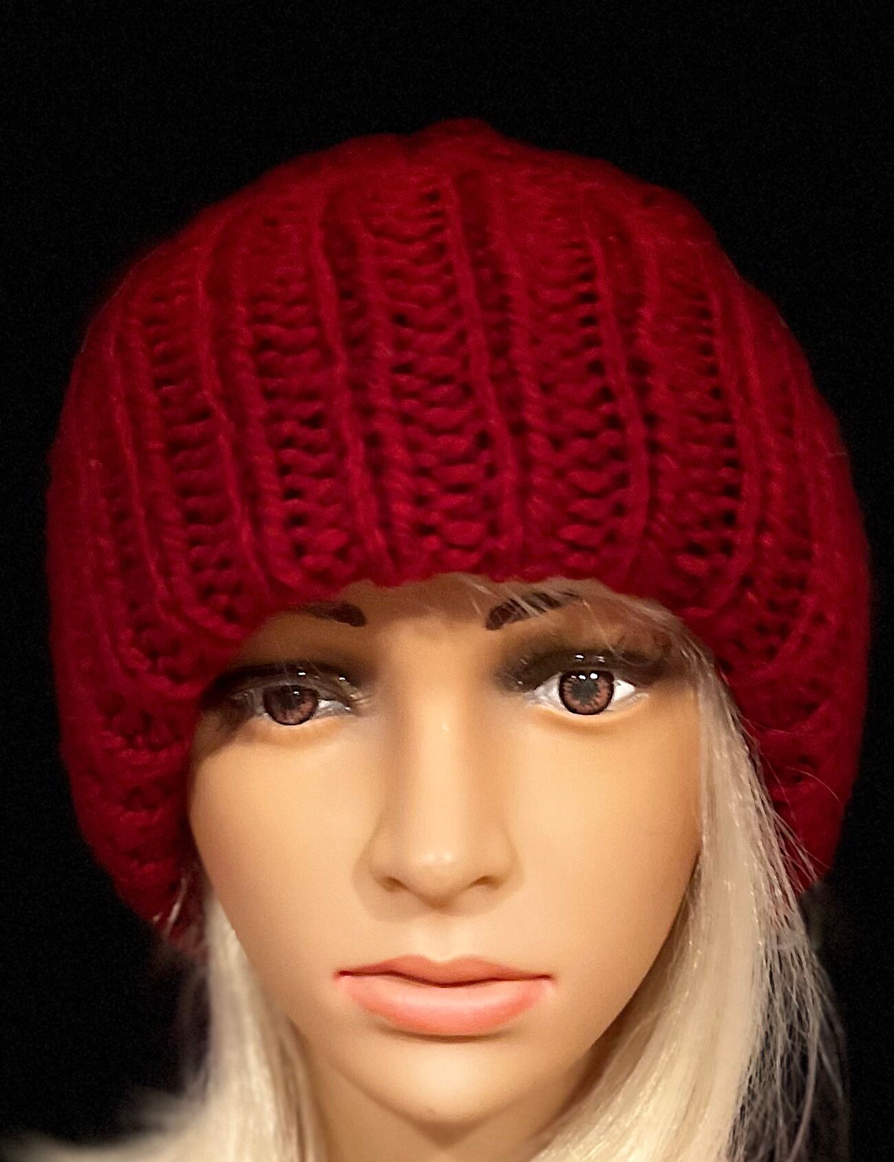 Unisex Cremberry Beanie Mit Doppelter Krempe von MonaMiaDesign