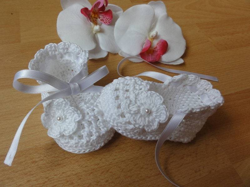 Gehäkelte Babyschuhe Taufen in Weiß Oder Creme von Monalisa11Shop