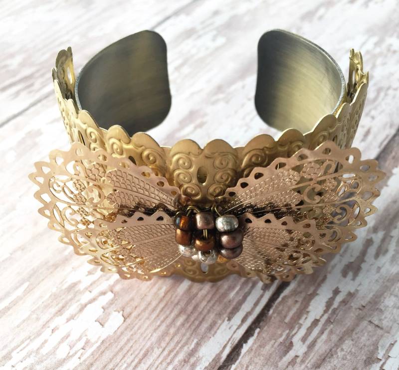 Bronze Schmetterling Manschette Armband Perlen Filigrane Metall Schmuck Bronze Schmetterling Manschette Armband Perlen Filigrane Metall Schmuck von MonarchJewelryPeoria