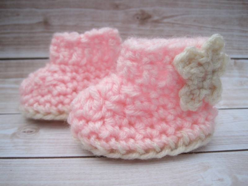 Gehäkelte Baby Booties Rosa Acryl Krippe Schuhe von Monarchdancer