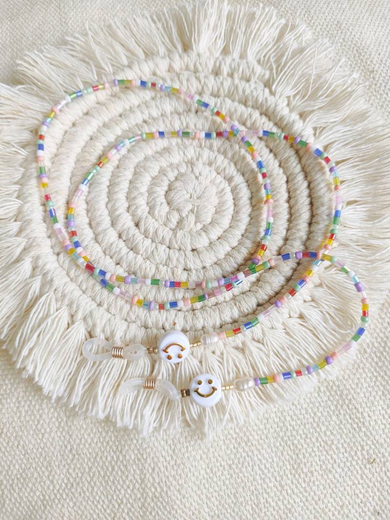 Be Happy Colour Brillenkette | Handgemachte Mit Süßwasserperlen Und Smiley Boho von MonatelierDesigns