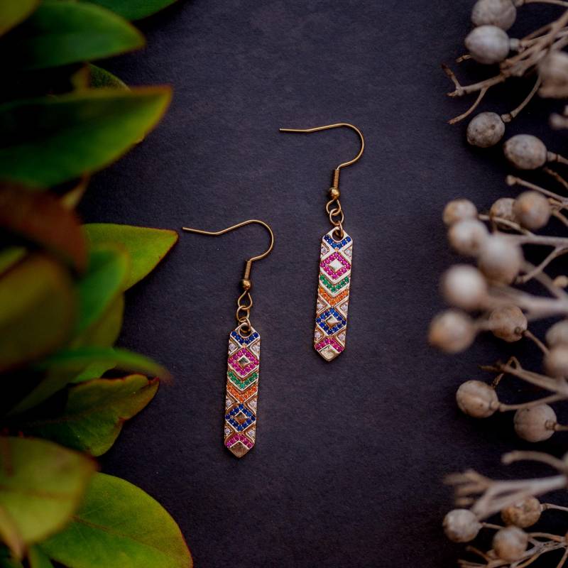 Bunte Ethno Ohrringe 18 K Gold | Goldene Boho Mit Zirkonia-steinen Hängend Spirituelles Geschenk Bunte Ethno Ohrringe 18 K Gold | Goldene Boho Mit Zirkonia-steinen Hängend Spirituelles Geschenk von MondNomaden