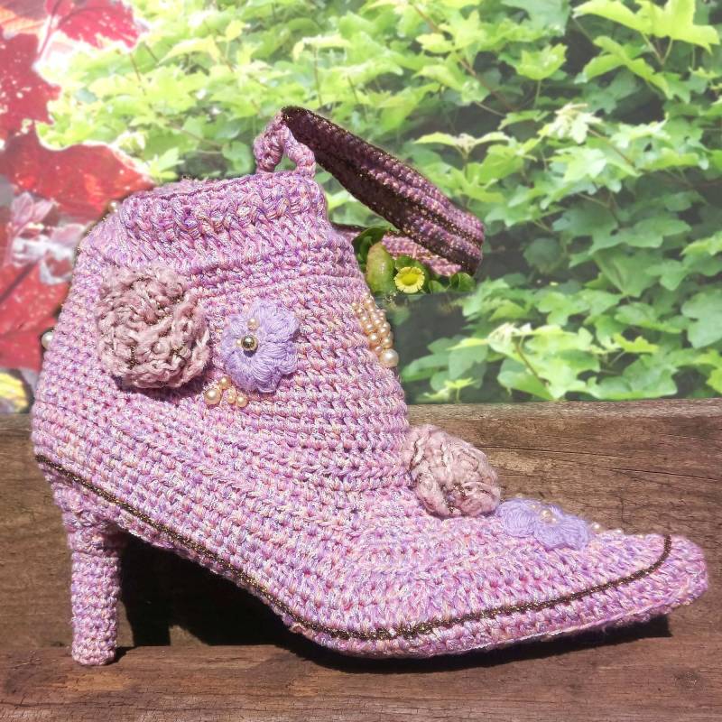 Handtasche Frauenschuh, Gehäkelt von Mondcatze
