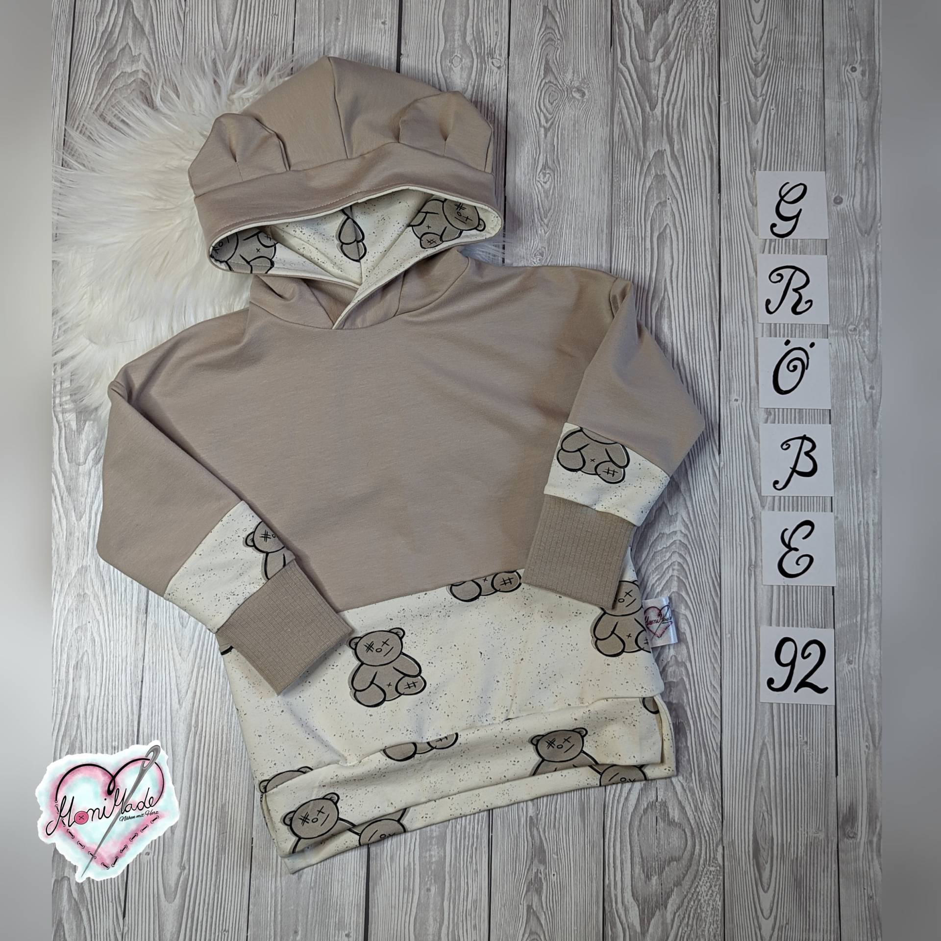 Mini Diggy Bärig Cool /Hoodie/Beige/Kapuze/Bärenohren/Größe 92+104 von MoniMadeShop