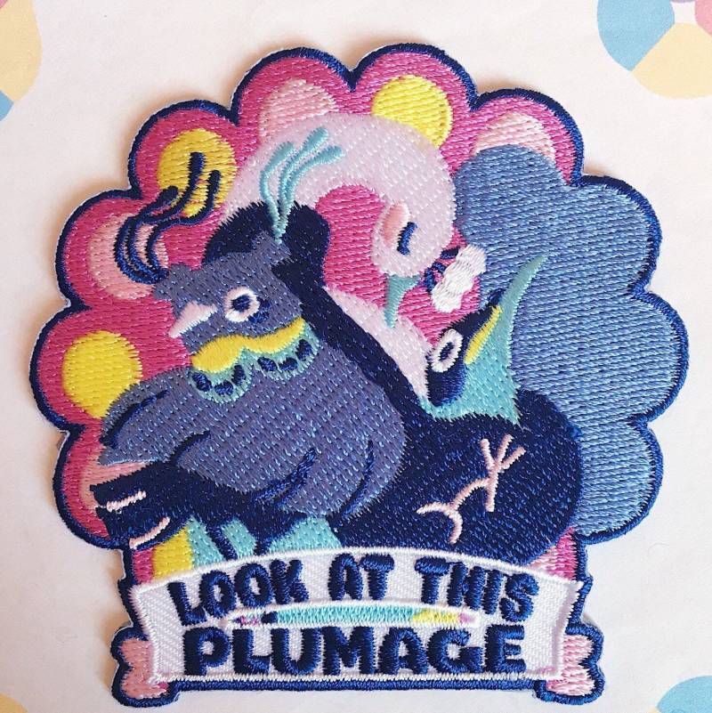 Der Gefieder Patch Ist Ein Echter Hingucker von MoniMoniRoni