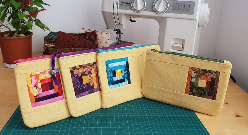 Täschchen Mit Patchworkdesign von MoniQBoutique