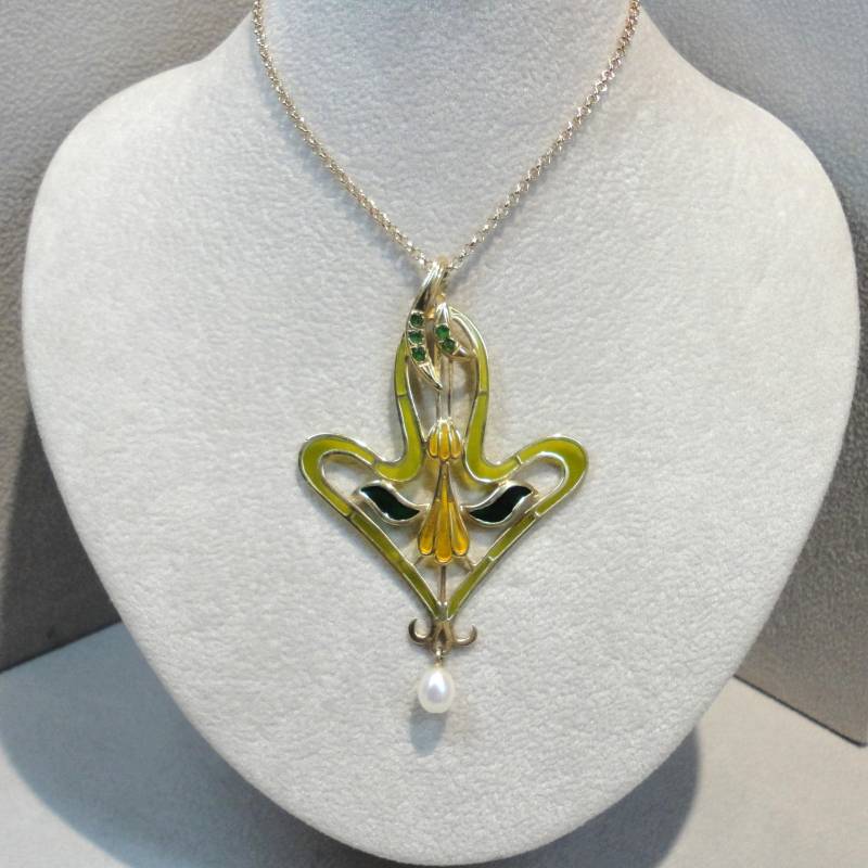 Jugendstilkette Smaragd Emaille Anhänger Halskette Smaragdschmuck Süßwasser-Perle Sterling Silber 925/ - Gelb Vergoldet Jugendstilschmuck von MonikaStoeckinger