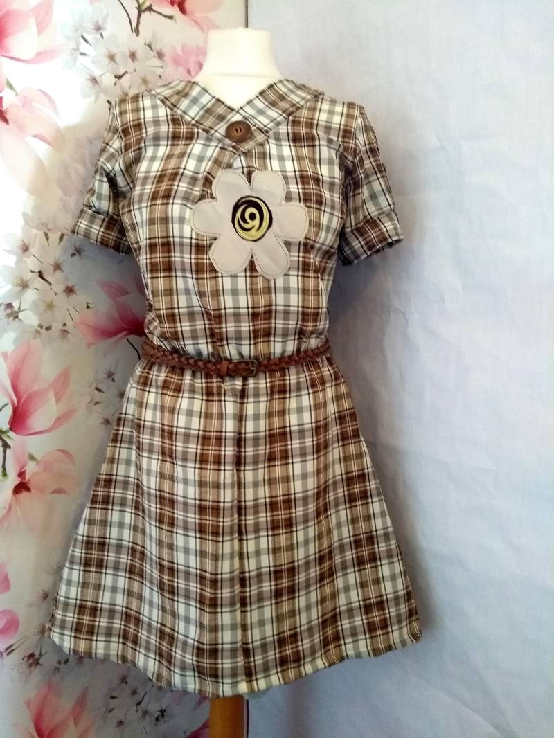 Damen Kleid Größe Uk 10, Geschenk Für Mutter, Karierten Stoff, Die Arbeit, Moderne, Graue Kunstleder Blumenkleid Dekorationen, Braun von Monikarfashion