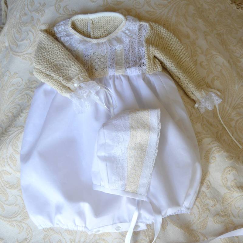 Bereit Zum Versand. Passendes Set Aus Strampler Und Kapuze. Größe 9/12 Baby. Blase von Moniquesthingsshop