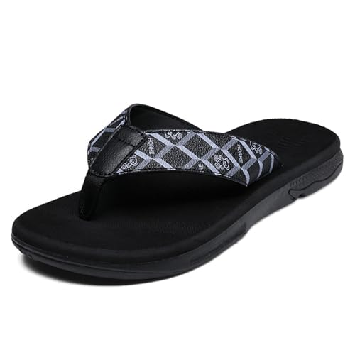 Monissy Herren Sommer Zehentrenner V2 Sandalen Jungen Flipflops Männer Hausschuhe Slides Duschlatschen Pantoffeln Badelatschen für Strand Urlaub Beach Surfen Geschenk Schwimm Pool, Schwarz, 42 von Monissy
