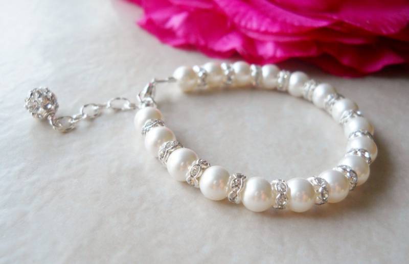 Erstkommunion Armband-Konfirmation Armband-Taufarmband-Sparkly-Blingy-Swarovski Perlen Und Strass Armband B186 von MonkeysNMunchkins