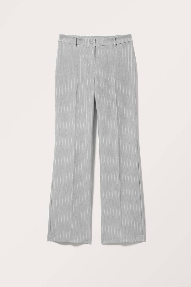 Anzughose Mit Bügelfalten - Grau von Monki