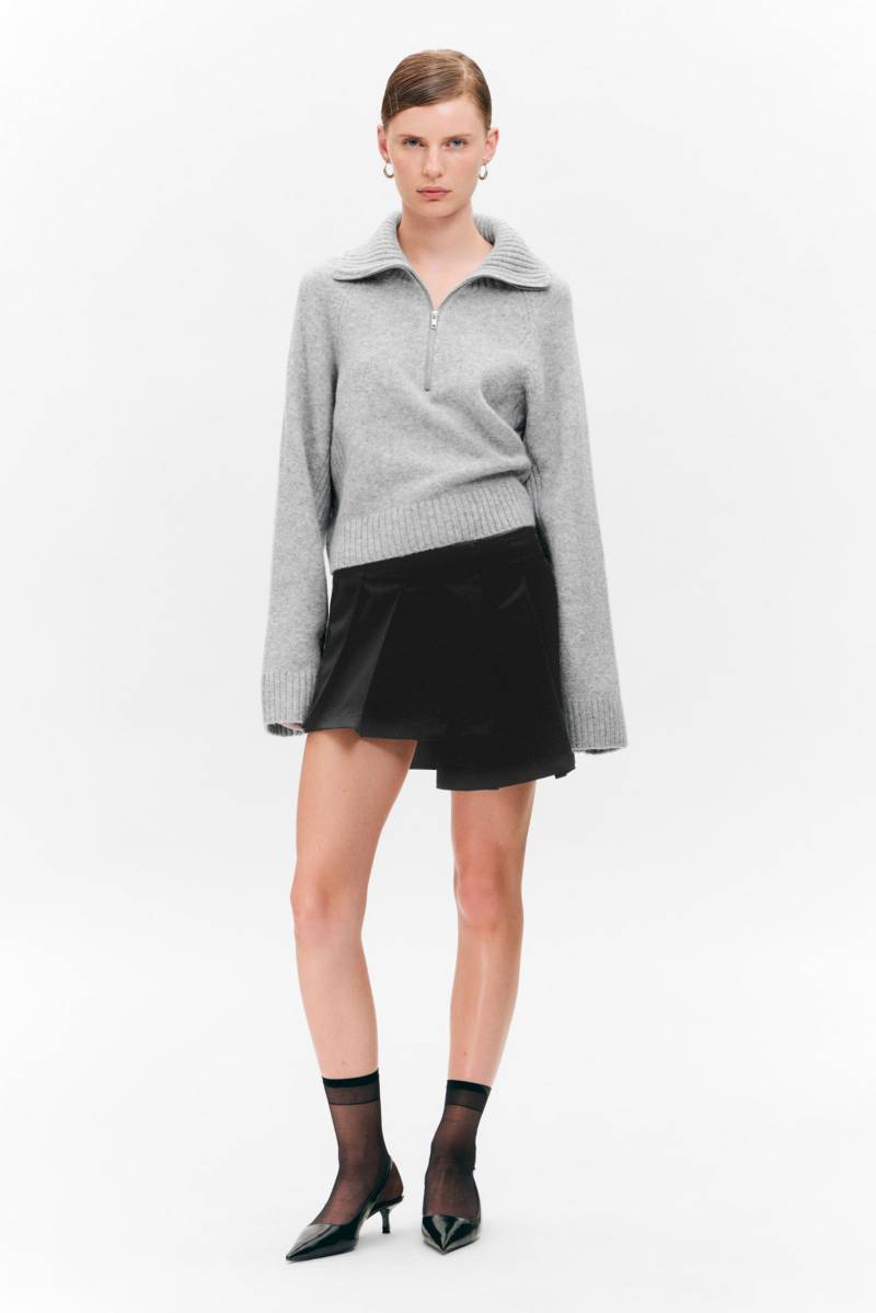 Asymmetric Pleated Wrap Mini Skirt von Monki