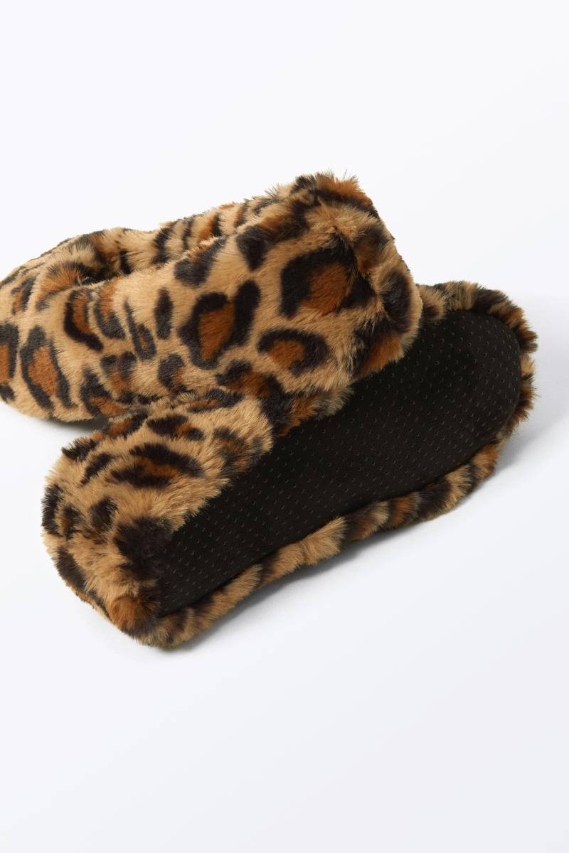 Ballerinas Aus Kunstpelz - Braun von Monki