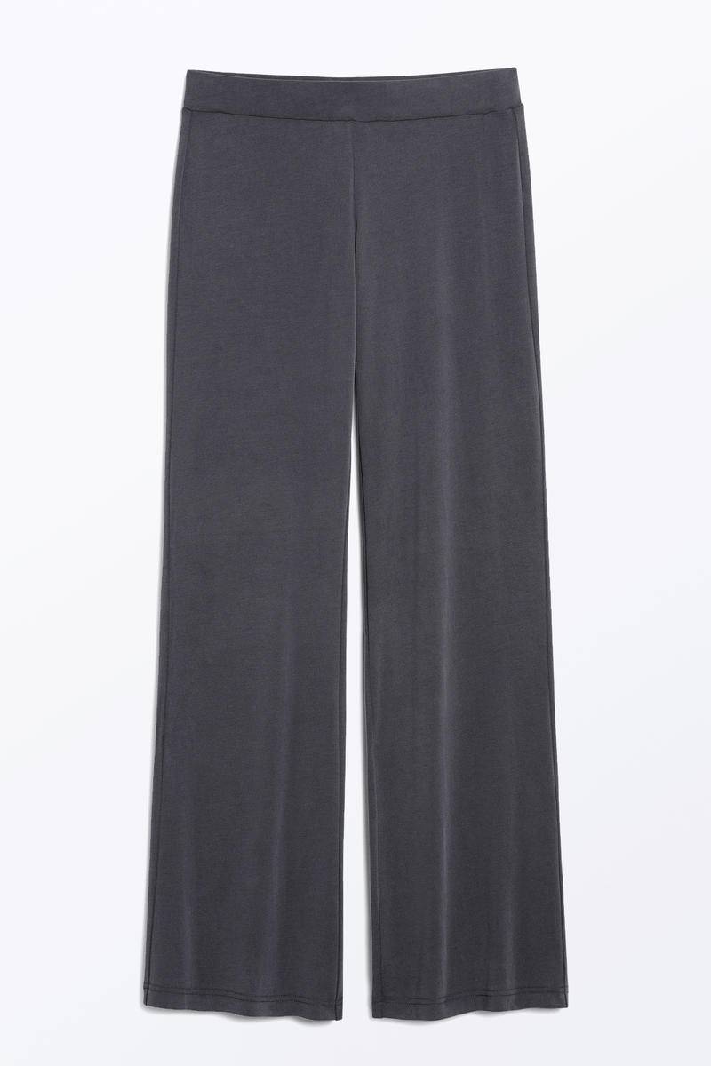 Besonders Weiche Hose Mit Weitem Bein - Schwarz Besonders Weiche Hose Mit Weitem Bein - Schwarz von Monki