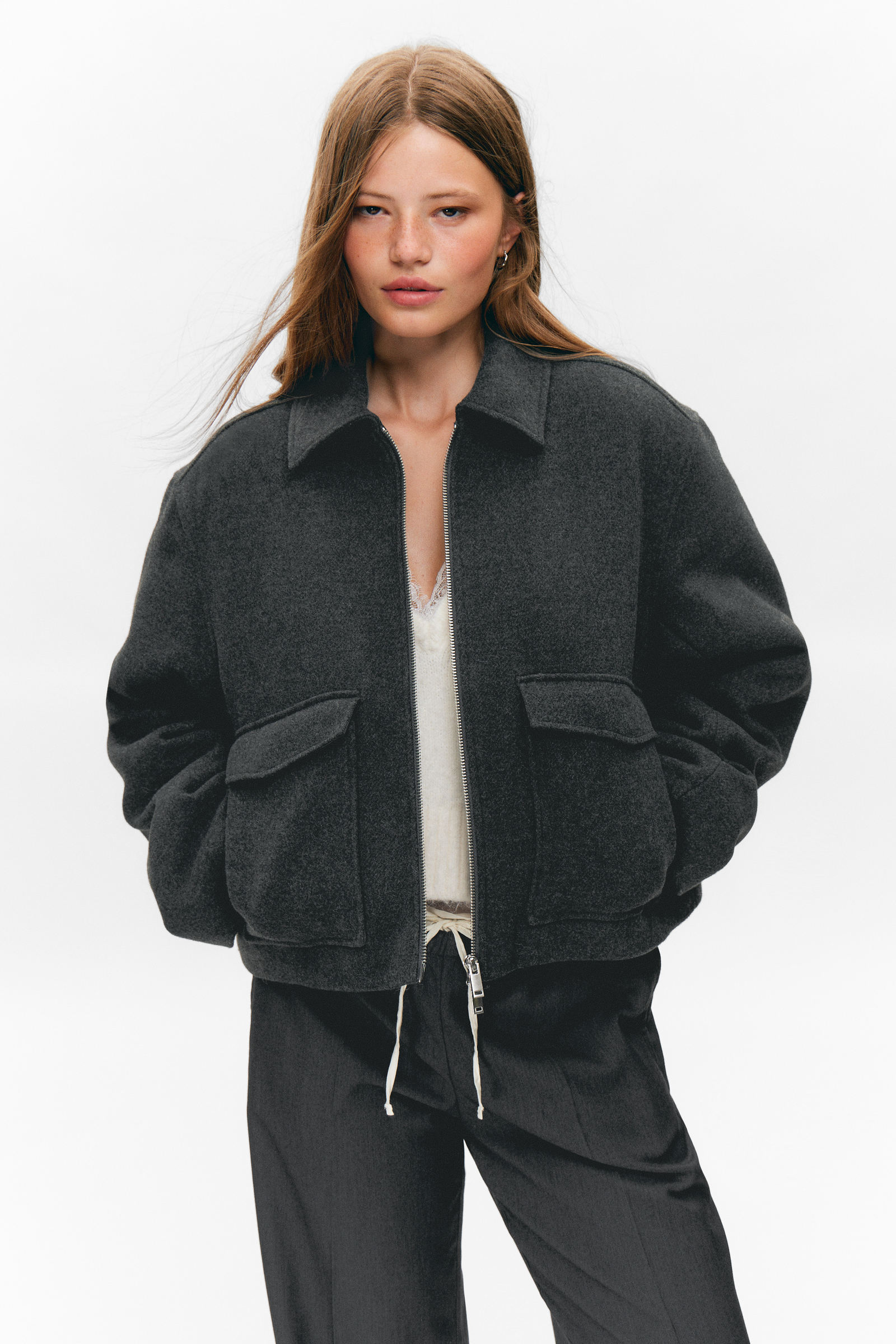 Cropped Boxy Zip Jacket von Monki