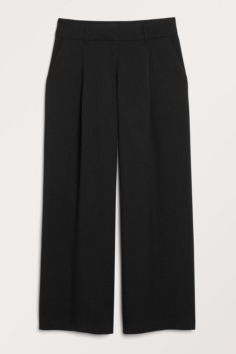 Elegante Hose Mit Weitem Bein Und Niedrigem Bund - Schwarz von Monki