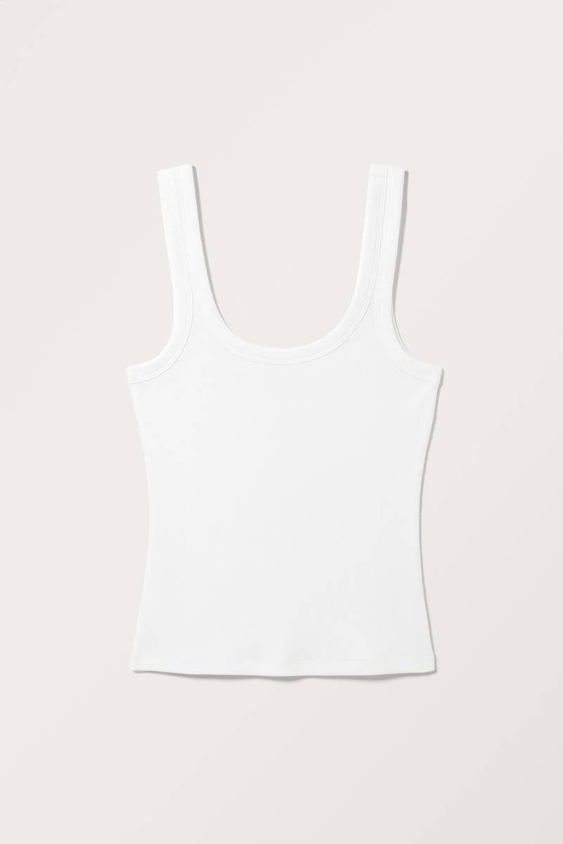 Eng Anliegendes Ripp-Tanktop - Weiß von Monki