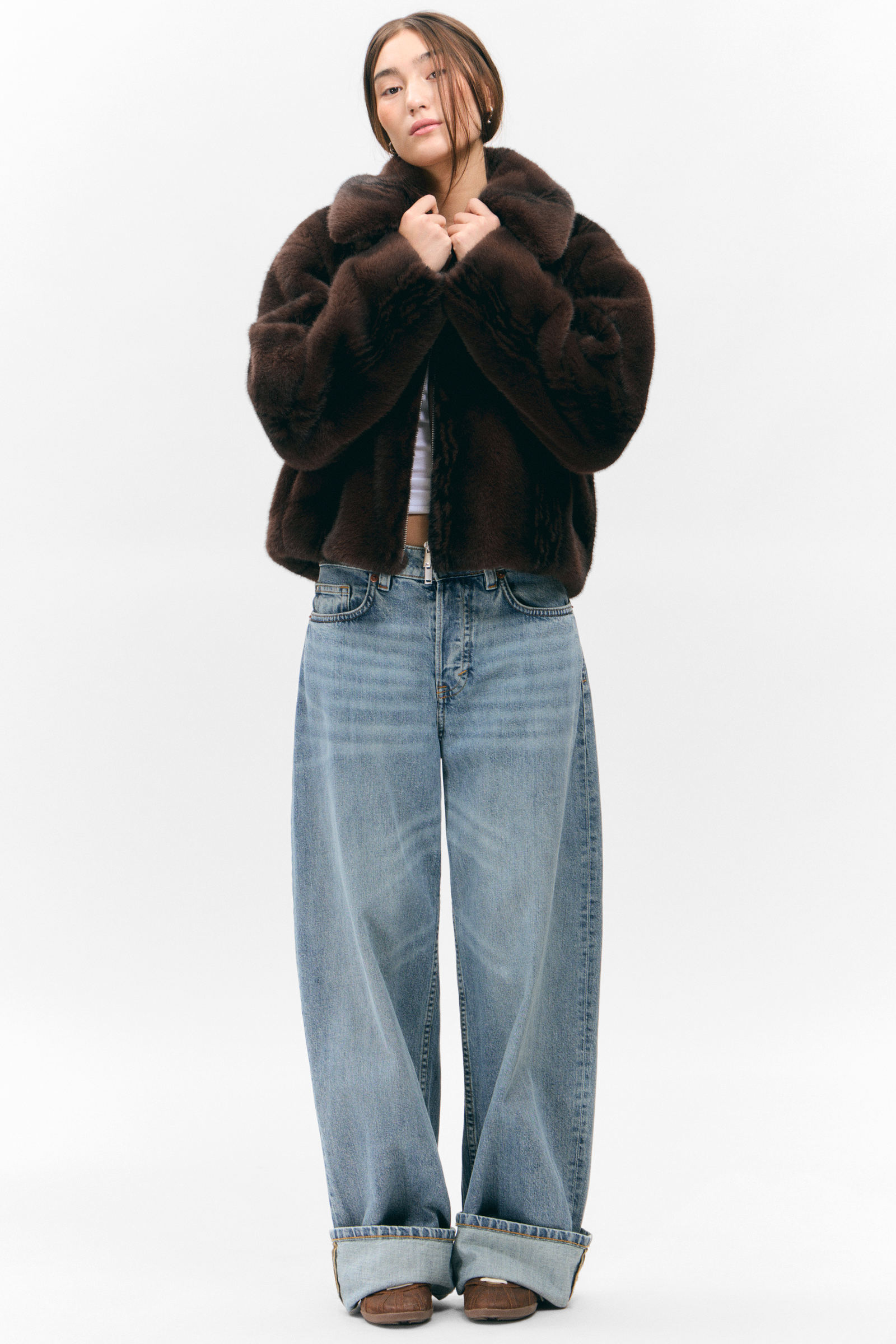 Faux Fur Zip Jacket von Monki