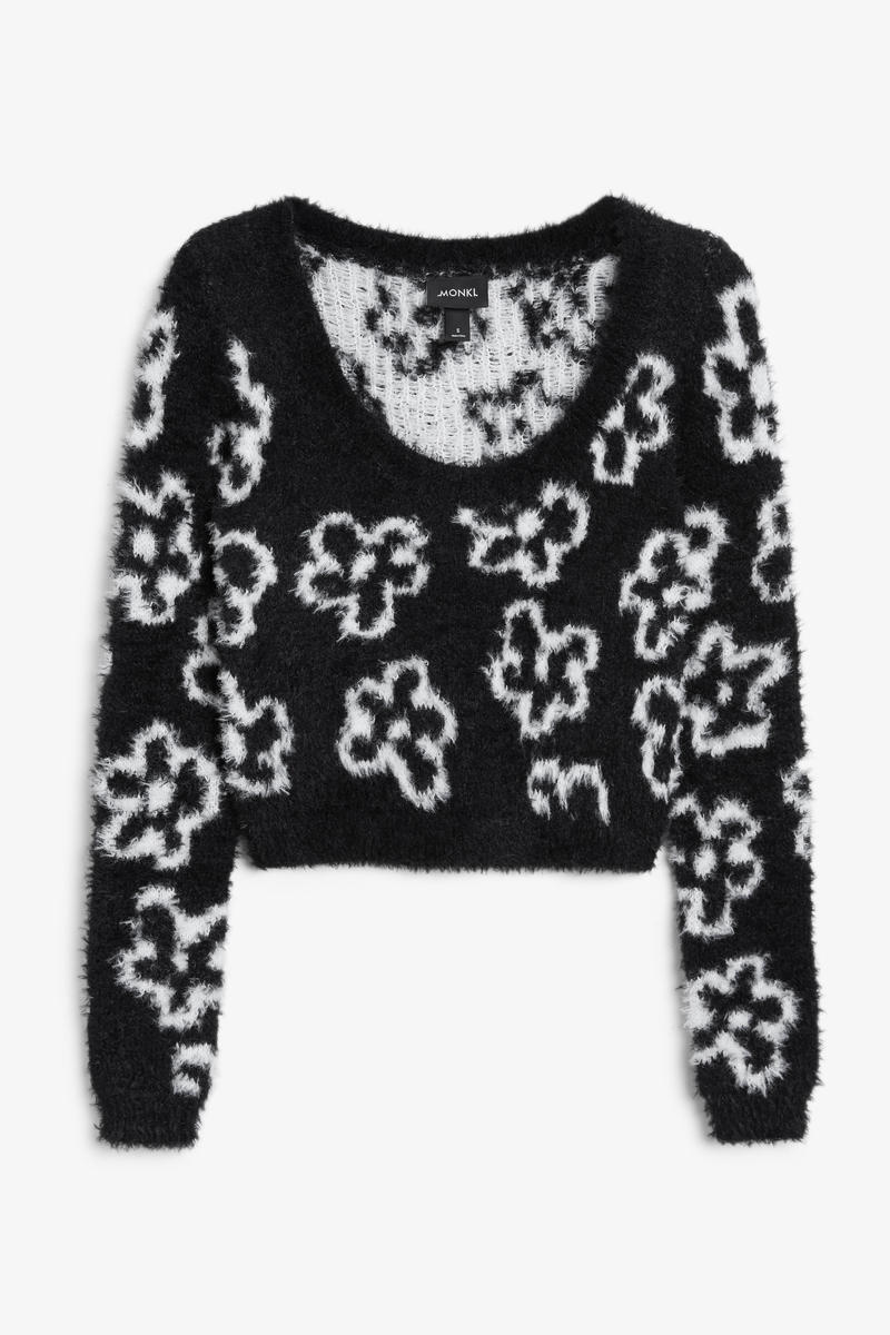 Flauschiger Strickpullover Mit U-Boot-Ausschnitt - Schwarz Weiß Mehrfarbig von Monki