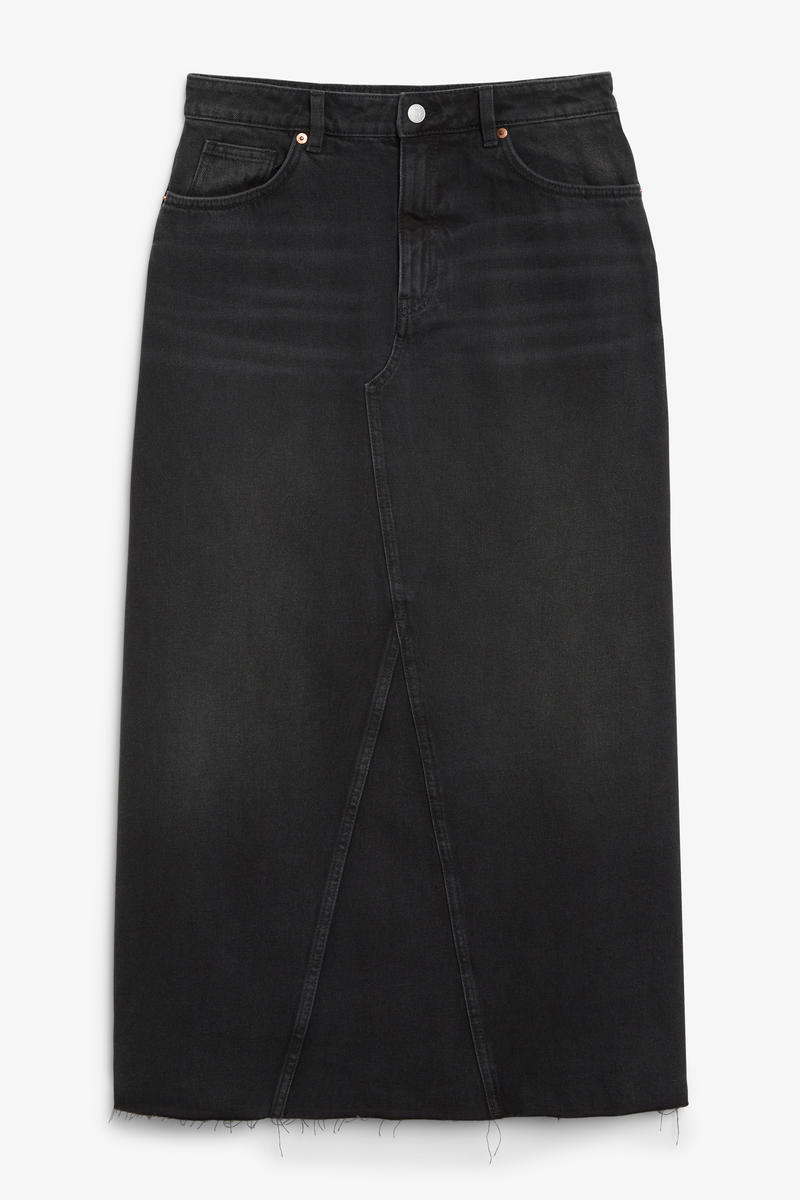 Jeansrock Mit Ausgefranstem Saum - Schwarz von Monki