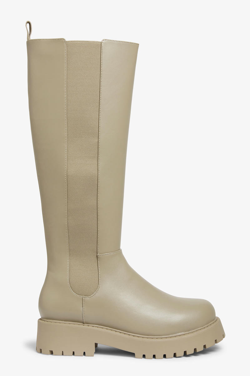 Kniehohe, Klobige Chelsea-Boots - Beige von Monki