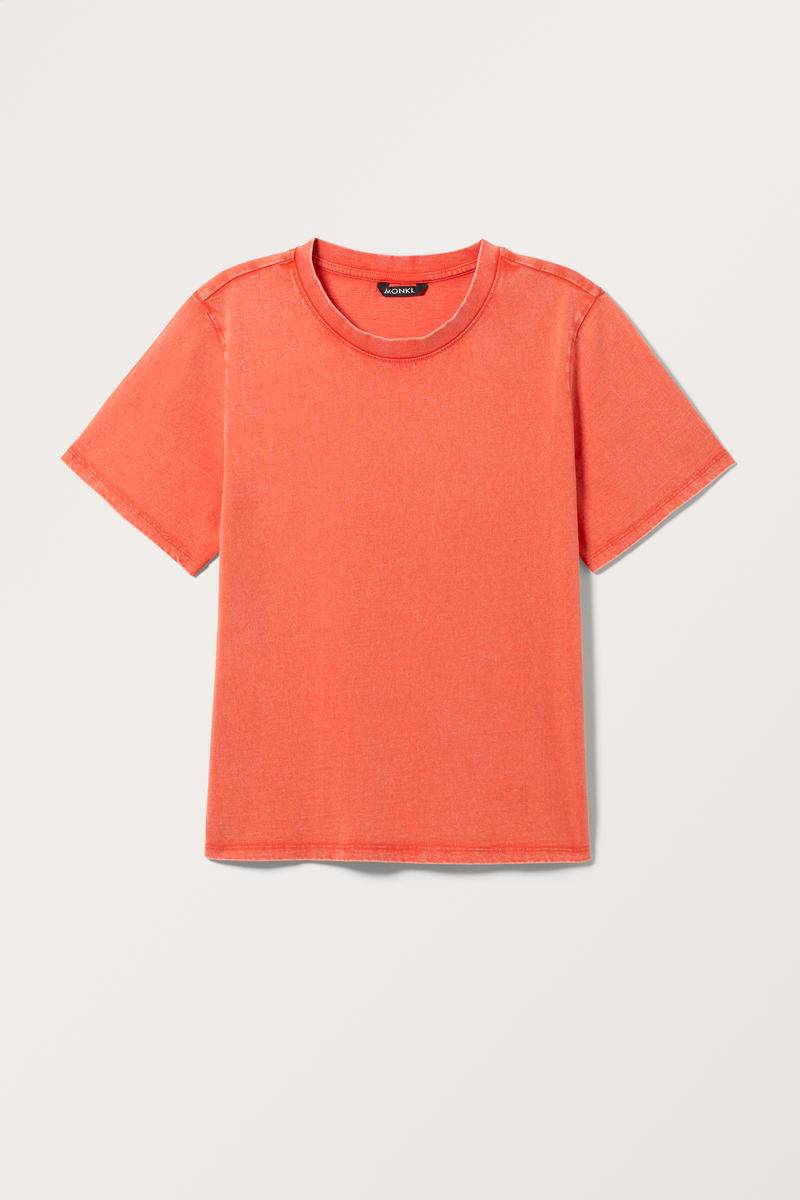 Kurzarm-T-Shirt Mit Normaler Passform - Rot von Monki