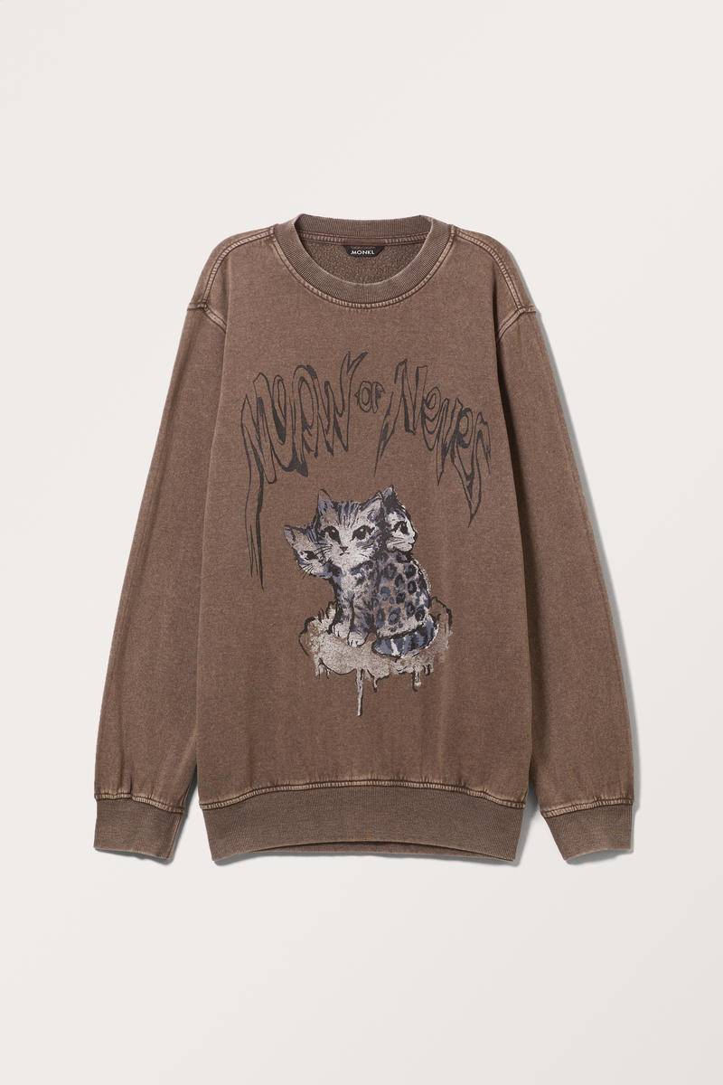 Langärmeliges Mini-Sweatshirt-Kleid - Braun von Monki