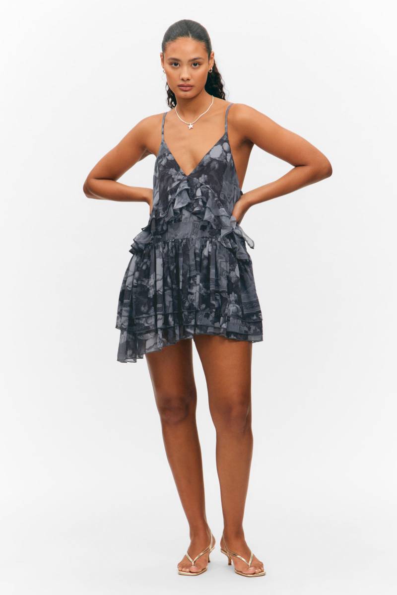 Layered Ruffled Mini Cami Dress von Monki