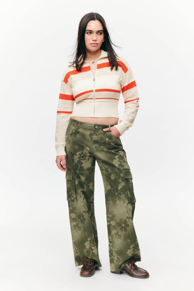 Loose Fit Low Waist Twill Cargo Trousers von Monki