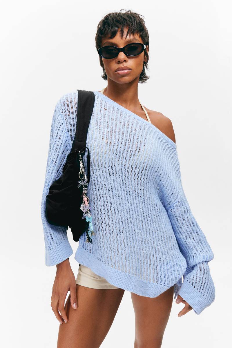 Loose Open-Knit Side Slit Sweater von Monki