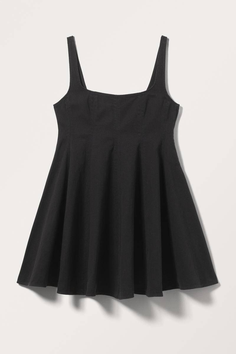 Mini-Denim-Kleid In A-Linie - Schwarz Mini-Denim-Kleid In A-Linie - Schwarz von Monki