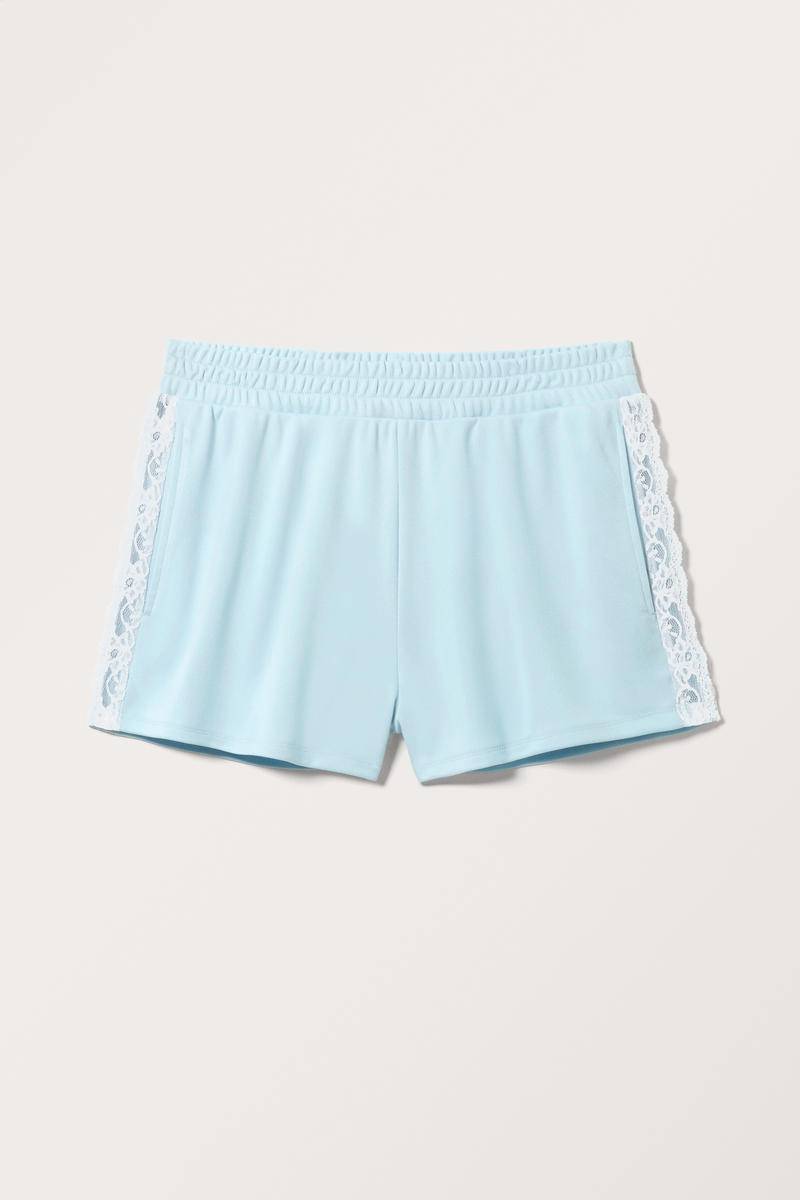 Mini-Shorts Mit Spitzeneinsatz - Blau von Monki