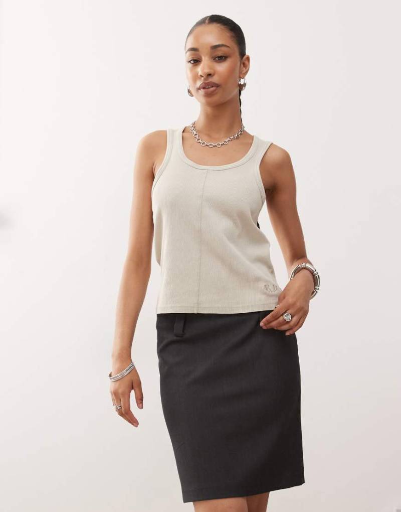 Monki - Eleganter Midirock in meliertem Dunkelgrau von Monki
